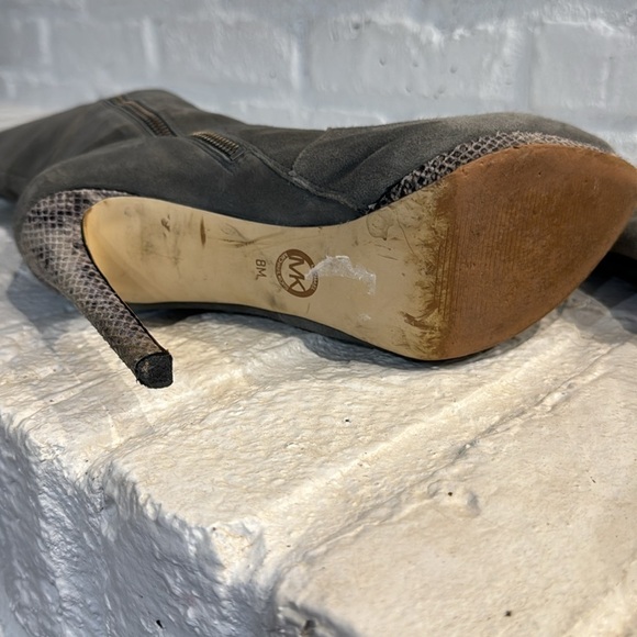 Michael Kors Tall Suede Grey Boot, size 8, 4.5 heel snakeskin details on heel - Picture 7 of 12